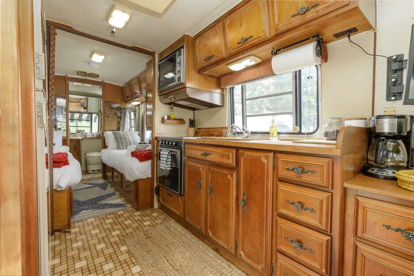 1 bedroom, bed sheets