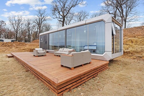 Paradise Point Rover River View