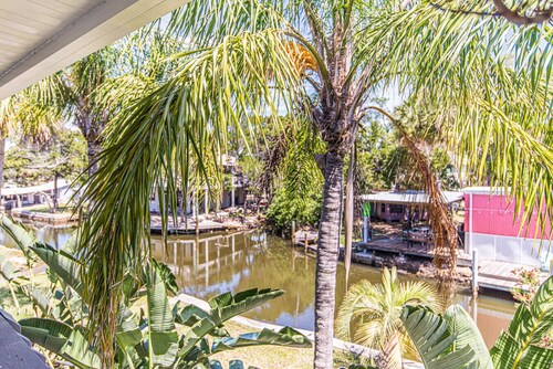 Island Time-Ozello Canal Home -PvtDockw/Lift - DogOk-10ppl