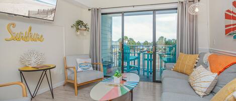 Smart TV, videojuegos, libros