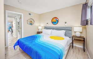 1 bedroom, iron/ironing board, travel crib, free WiFi - Oceanview 1 bdrm condo, pools, hot tubs, lazy river, WIFI, walk to attractions! (Myrtle Beach)
