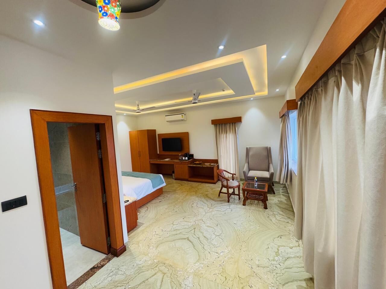 スーペリア スイート キングベッド 1 台 バルコニー | 部屋からの景観