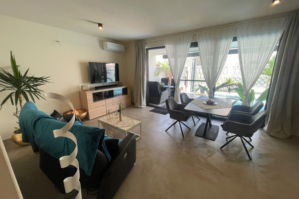 Wohn- Koch- Essbereich