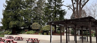 Charming Bay Area in Benicia: Nature & City Life