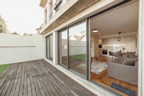 2 bedrooms - Gaia Premium A With Terrace by Vacationy (Vila Nova de Gaia)