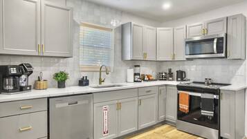 Microwave, oven, stovetop, dishwasher