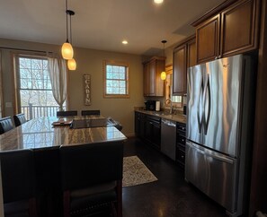 Fridge, microwave, oven, stovetop - Woodlawn Lakeside Cabin - 2 BR Waterfront Views (Willard)