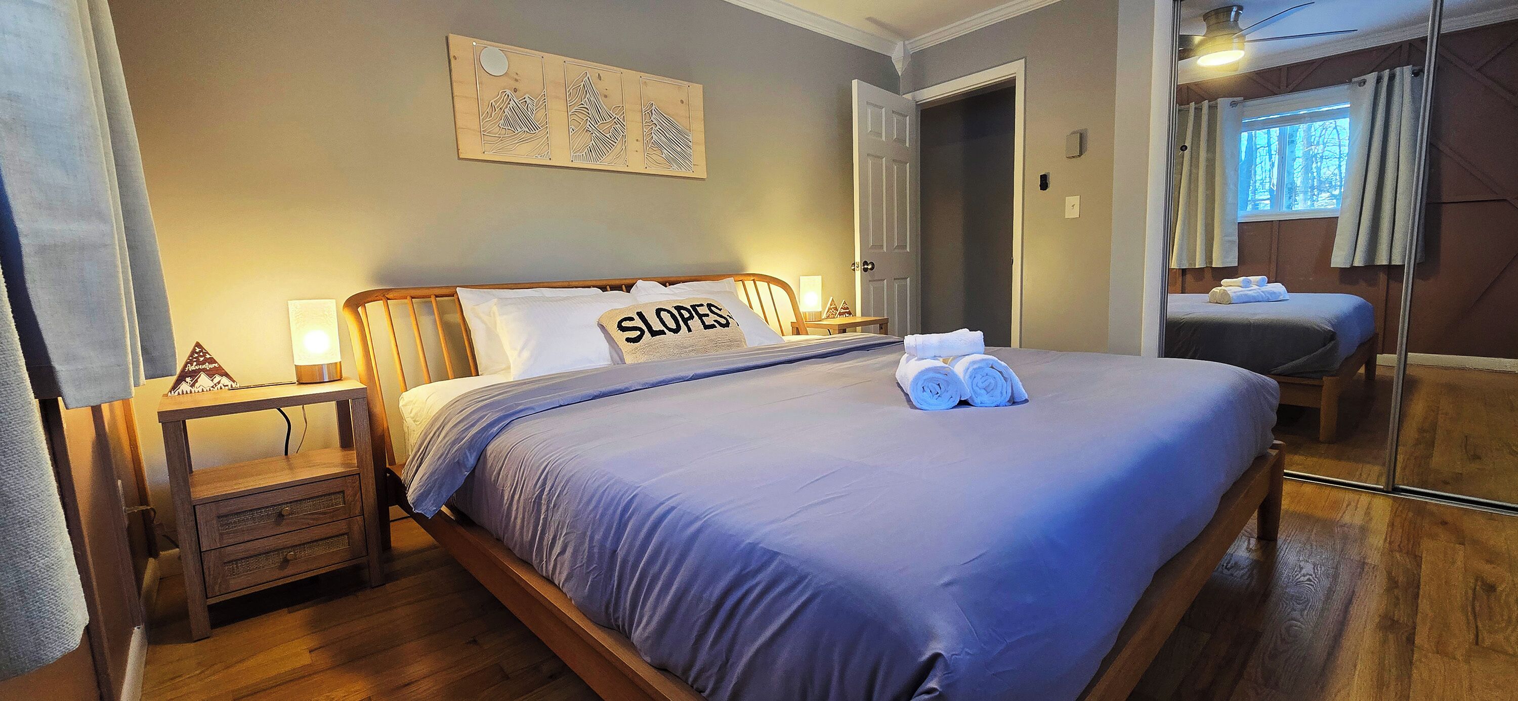 4 bedrooms, desk, iron/ironing board, travel cot