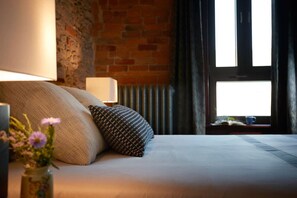 2 Schlafzimmer, Schreibtisch, Bügeleisen/Bügelbrett, WLAN