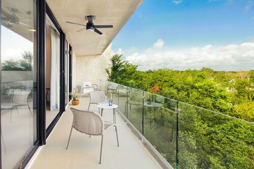 Stunning PH Condo with Rooftop & Private Pool!