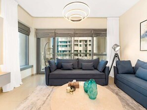 Televisio, työhuone