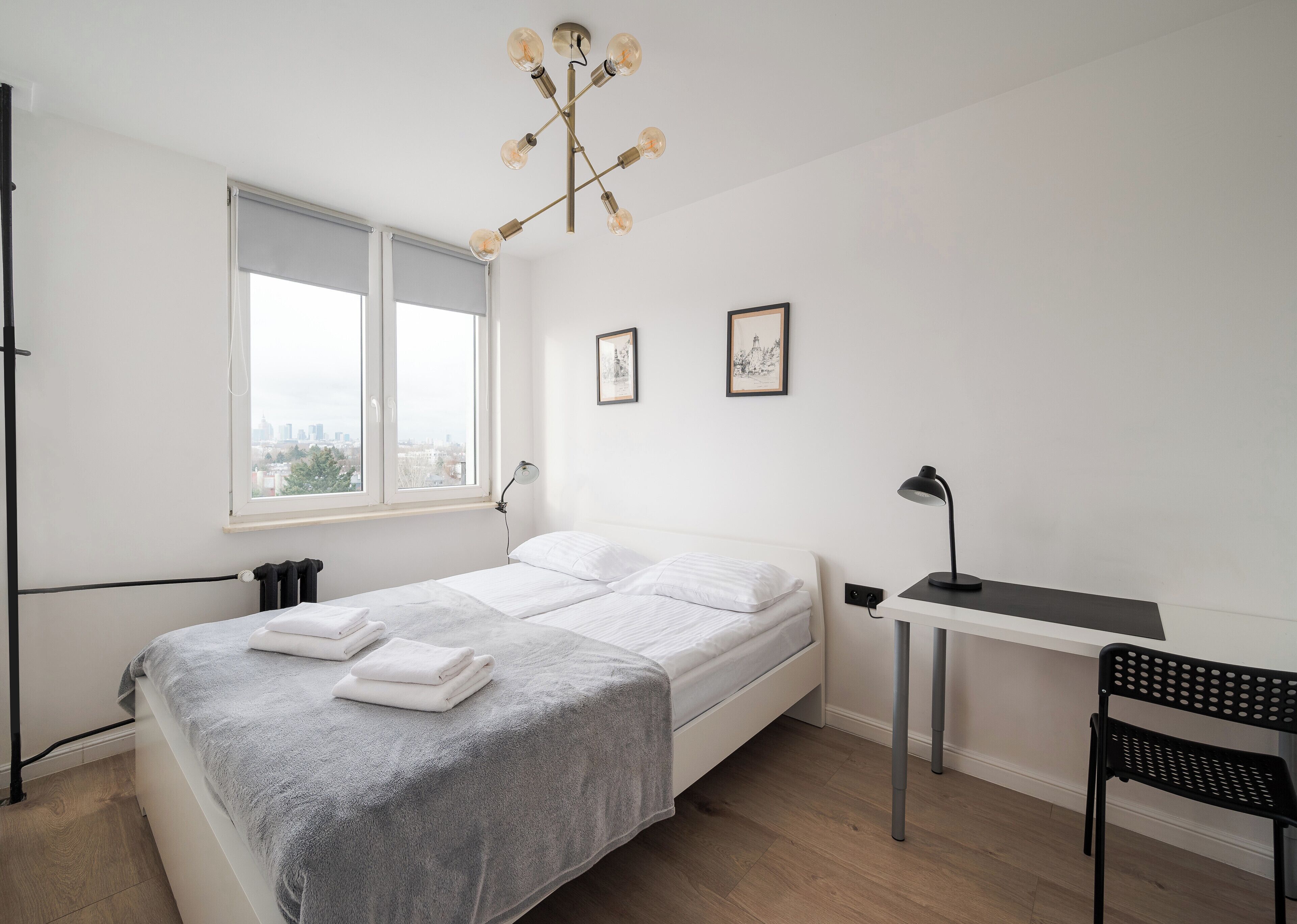 1 chambre, bureau, fer et planche à repasser, Wi-Fi