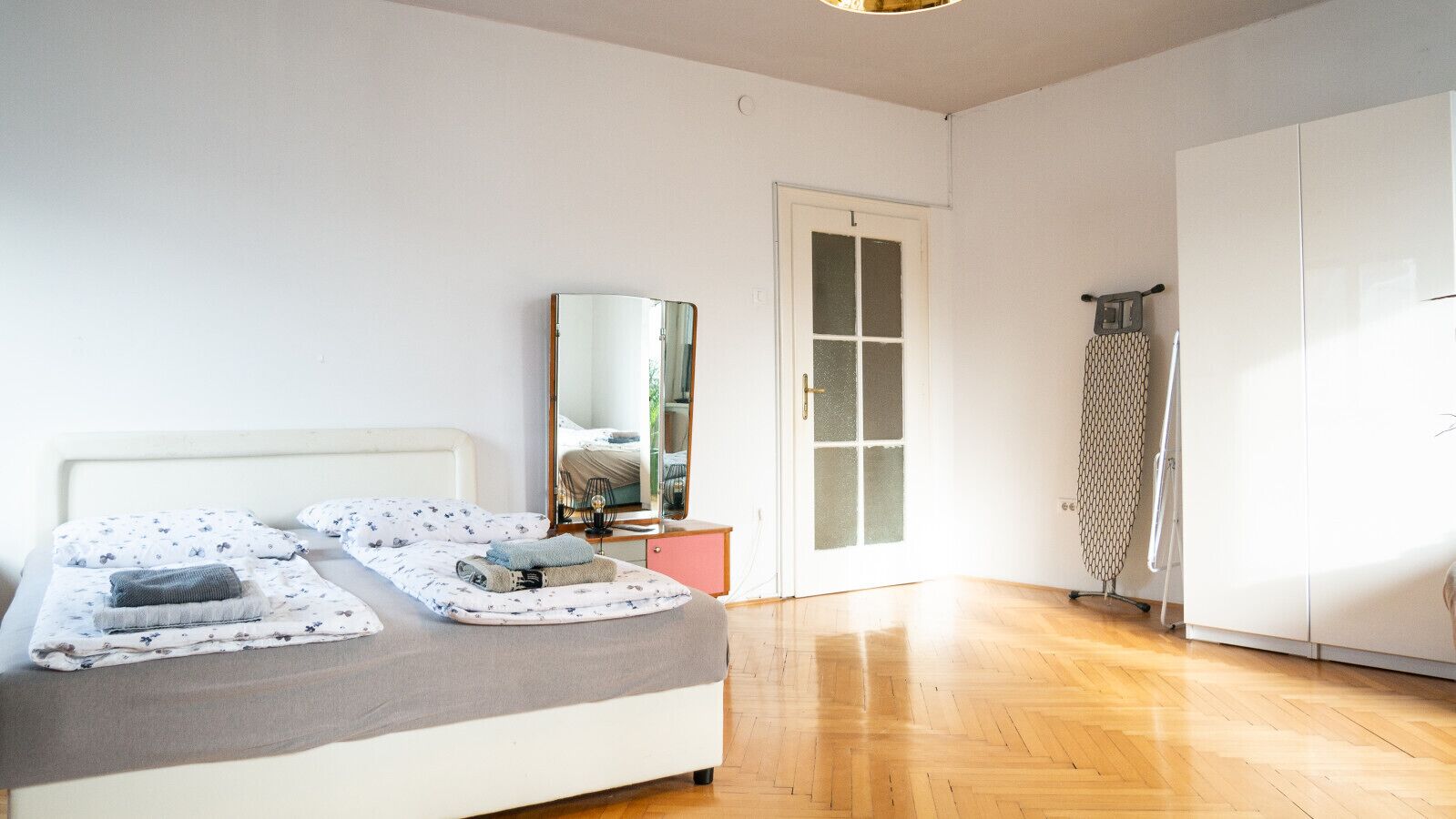 2 bedrooms, free WiFi, bed sheets