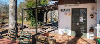 Casa rural 'La Casa Del Taller' con vistas a la montaña, piscina compartida y aire acondicionado