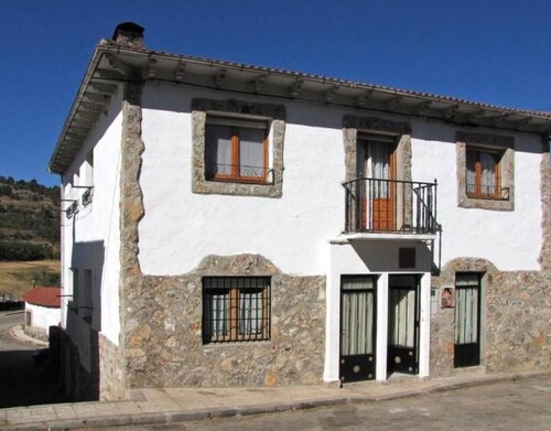 Country House 'El Fronton' with Mountain View