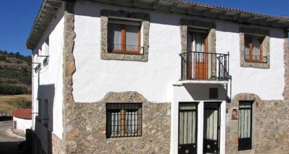 Country House 'El Fronton' with Mountain View