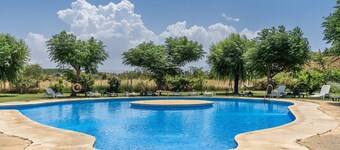 Country House 'La Higuera' with Mountain View, Wi-Fi and Air Conditioning