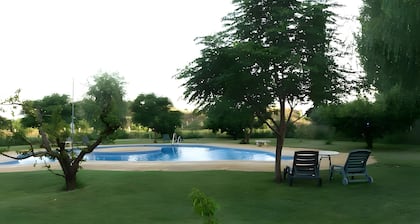 Country House 'El Melocotonero' with Mountain View, Wi-Fi and Air Conditioning