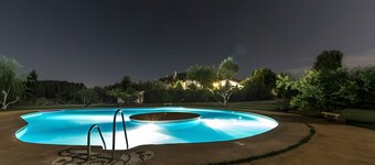 Country House 'Los Jazmines' with Shared Pool, Wi-Fi and Air Conditioning