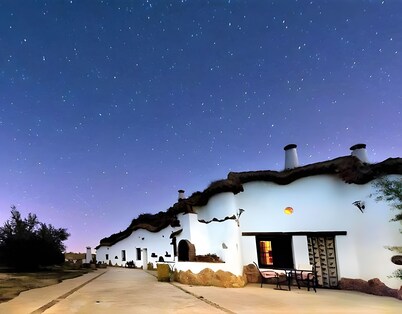 Country House 'El Granado' with Shared Pool, Wi-Fi and Air Conditioning