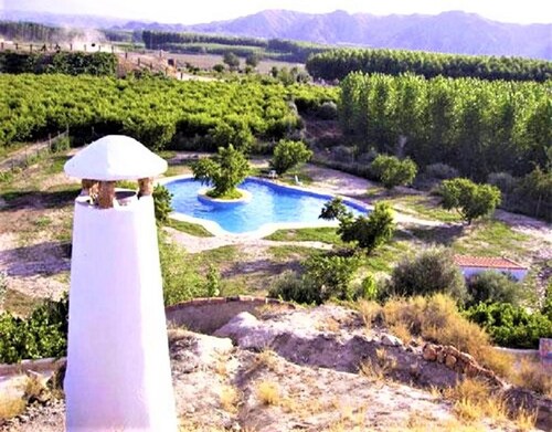 Casa rural 'Los Cerezos' con piscina compartida, Wi-Fi y aire acondicionado