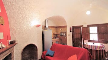TV, fireplace, DVD player, table tennis