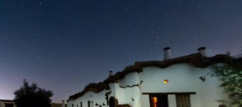 Country House 'Los Cerezos' with Shared Pool, Wi-Fi and Air Conditioning