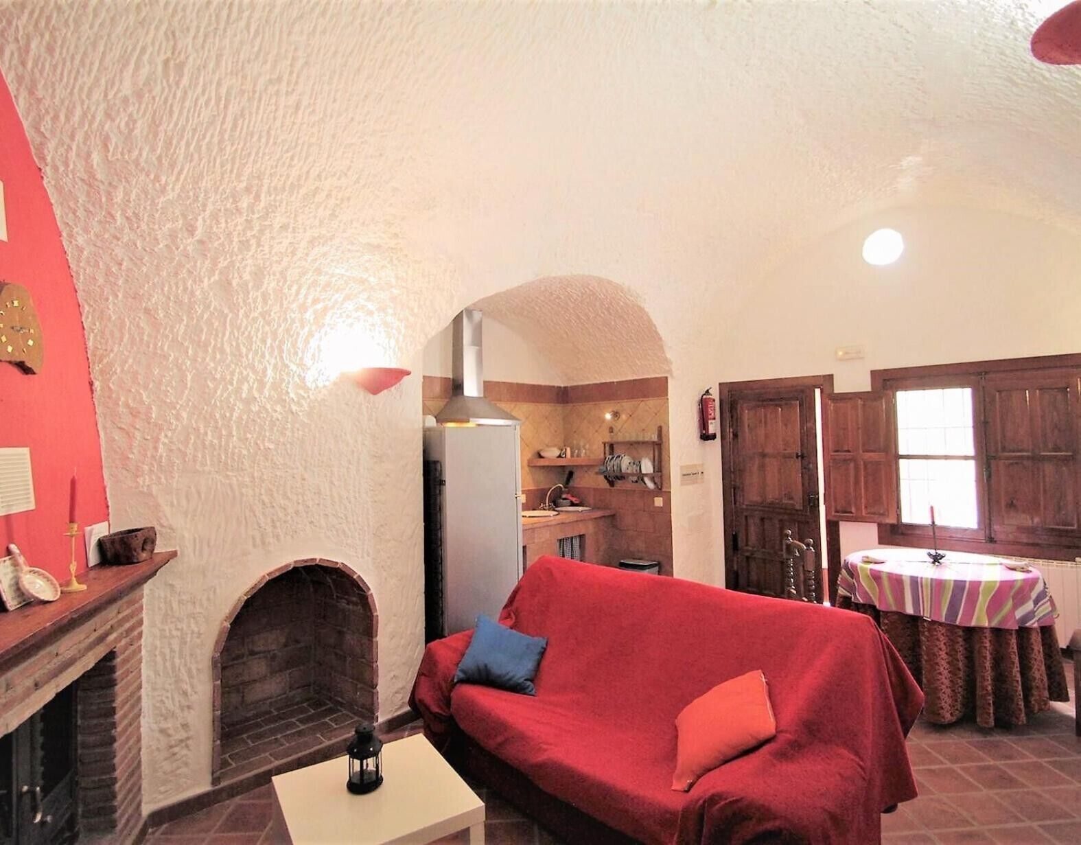 TV, fireplace, DVD player, ping pong