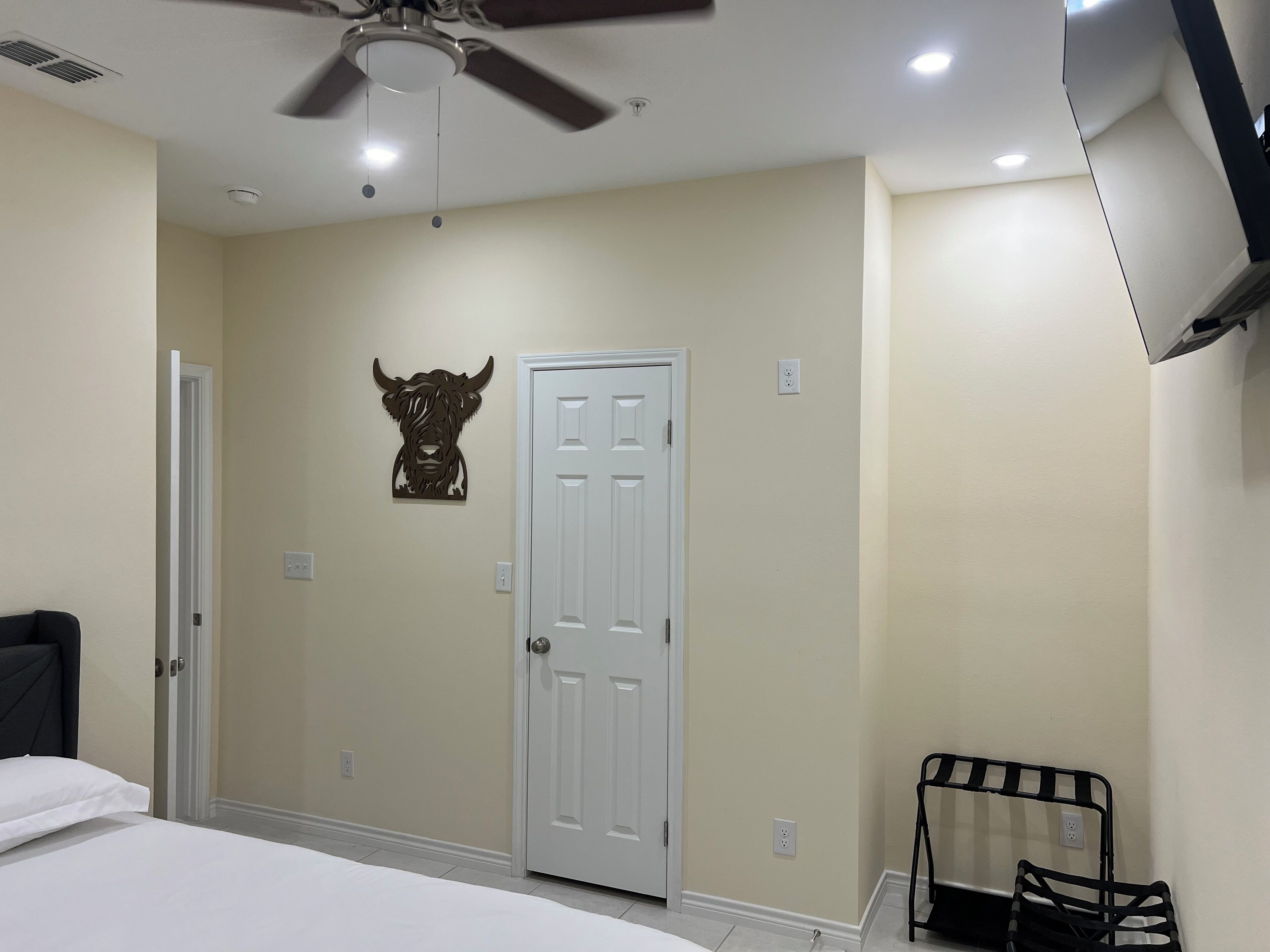 2 makuuhuonetta, ilmainen Wi-Fi, vuodevaatteet