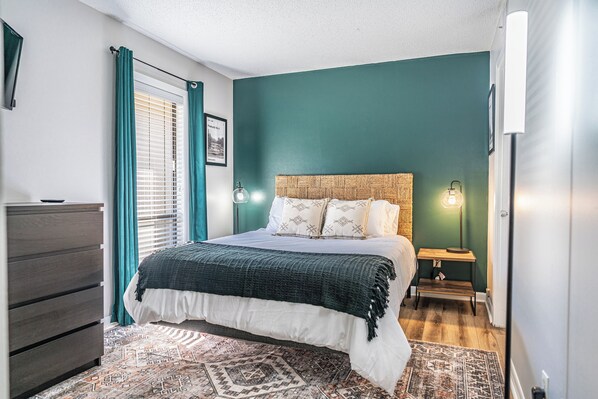 1 bedroom, iron/ironing board, WiFi, bed sheets