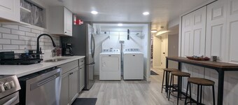 Charming 3-bedroom private basement apartment with WiFi, AC in enchanting Ogden.