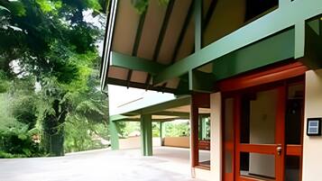 Apartment | Property grounds