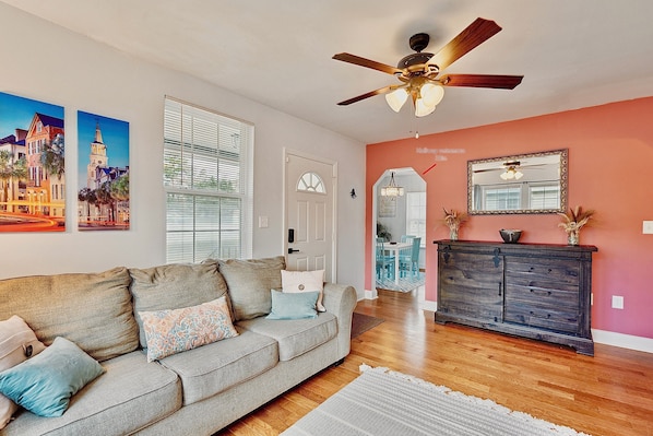 Smart TV, books, offices
