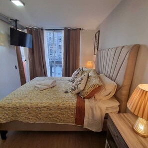 1 sovrum, strykjärn/strykbräda, wi-fi och sängkläder