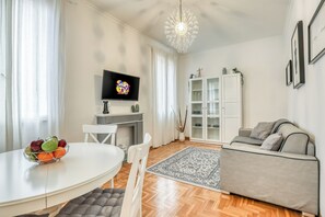 Casa, 1 camera da letto, balcone | Soggiorno