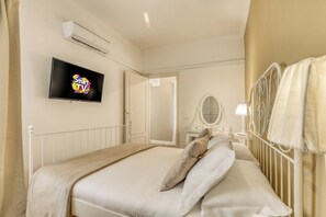 House, 1 Bedroom, Balcony | Room amenity - Atrhome Penthouse Frattina (Rome)