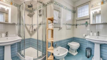 Casa, 1 camera da letto, balcone | Bagno