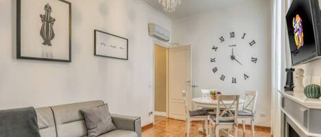 Maison, 1 chambre, balcon | Salle de séjour