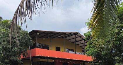 La Ponderosa, a cabin in Villeta, Colombia. a private pool for corporate retreat