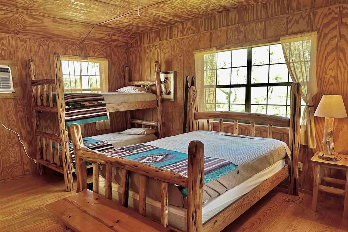 Cabin | 2 bedrooms, free WiFi