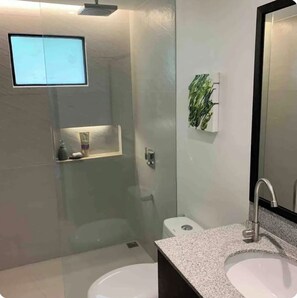 Handtücher, Toilettenpapier