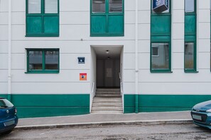 Exterior - Blueground | Döbling, w/d & elevator, nr palaces (Vienna)