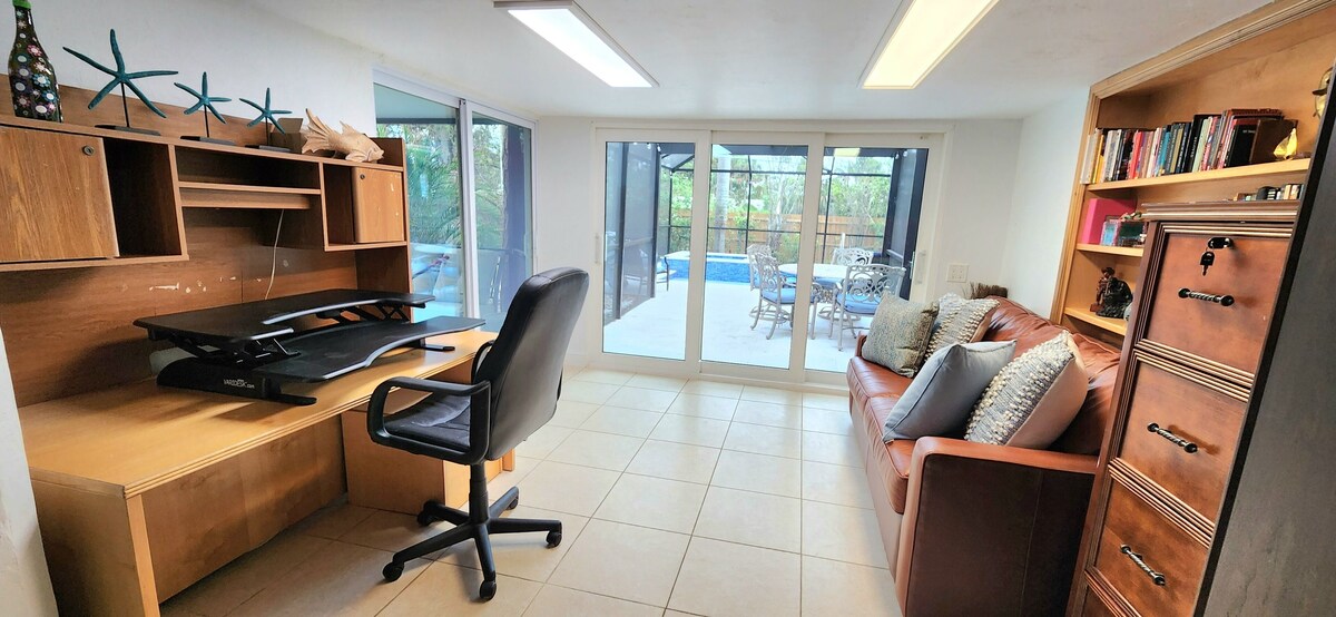 Photo 19 of Charming 4-bedroom plus den villa with pool and spa near the beach and downtown.
