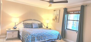 4 bedrooms, desk, iron/ironing board, travel crib
