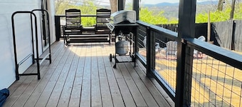 French Country Retreat Near Ball Ground Weddings, girls getaway. Quiet retreat! 