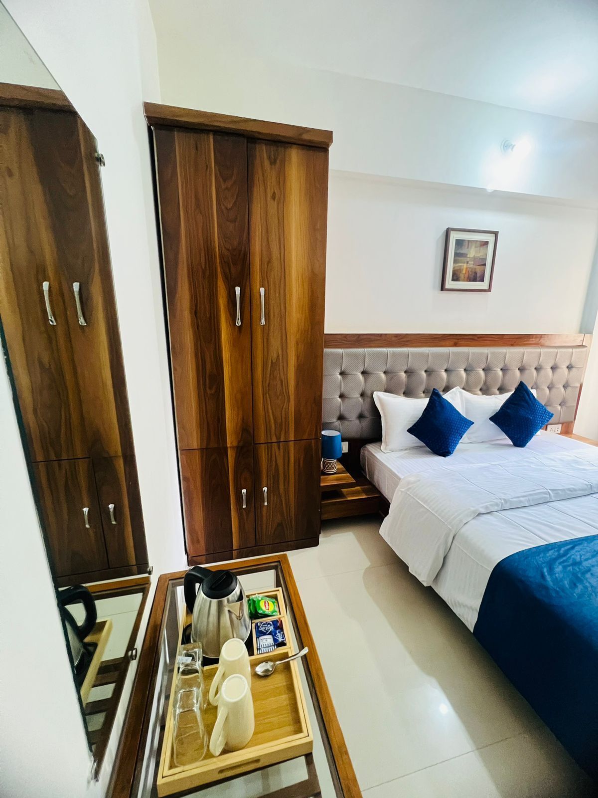 3 quartos, ferros/tábuas de passar roupa, Wi-Fi, roupa de cama