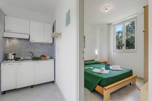 1 camera, Wi-Fi gratuito, lenzuola