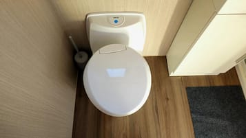 Dusch, hårtork och handdukar