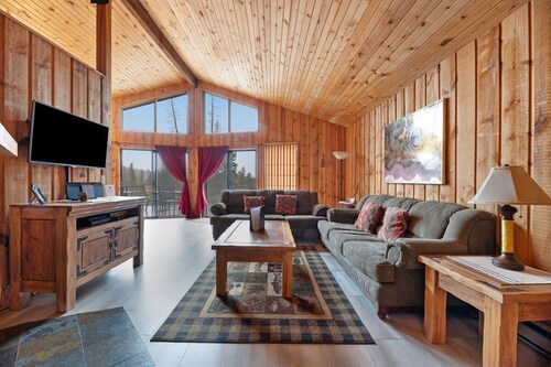 The Haven - 1 block from the ski slopes