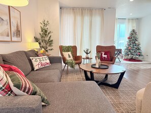 Smart TV, videojuegos y tenis de mesa 